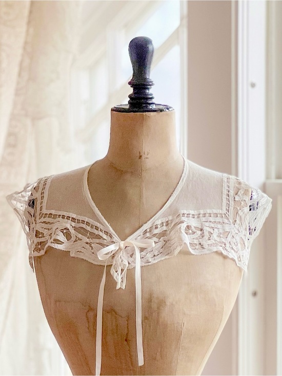 Antique Accessories - Edwardian Battenberg Lace Trimmed Collar